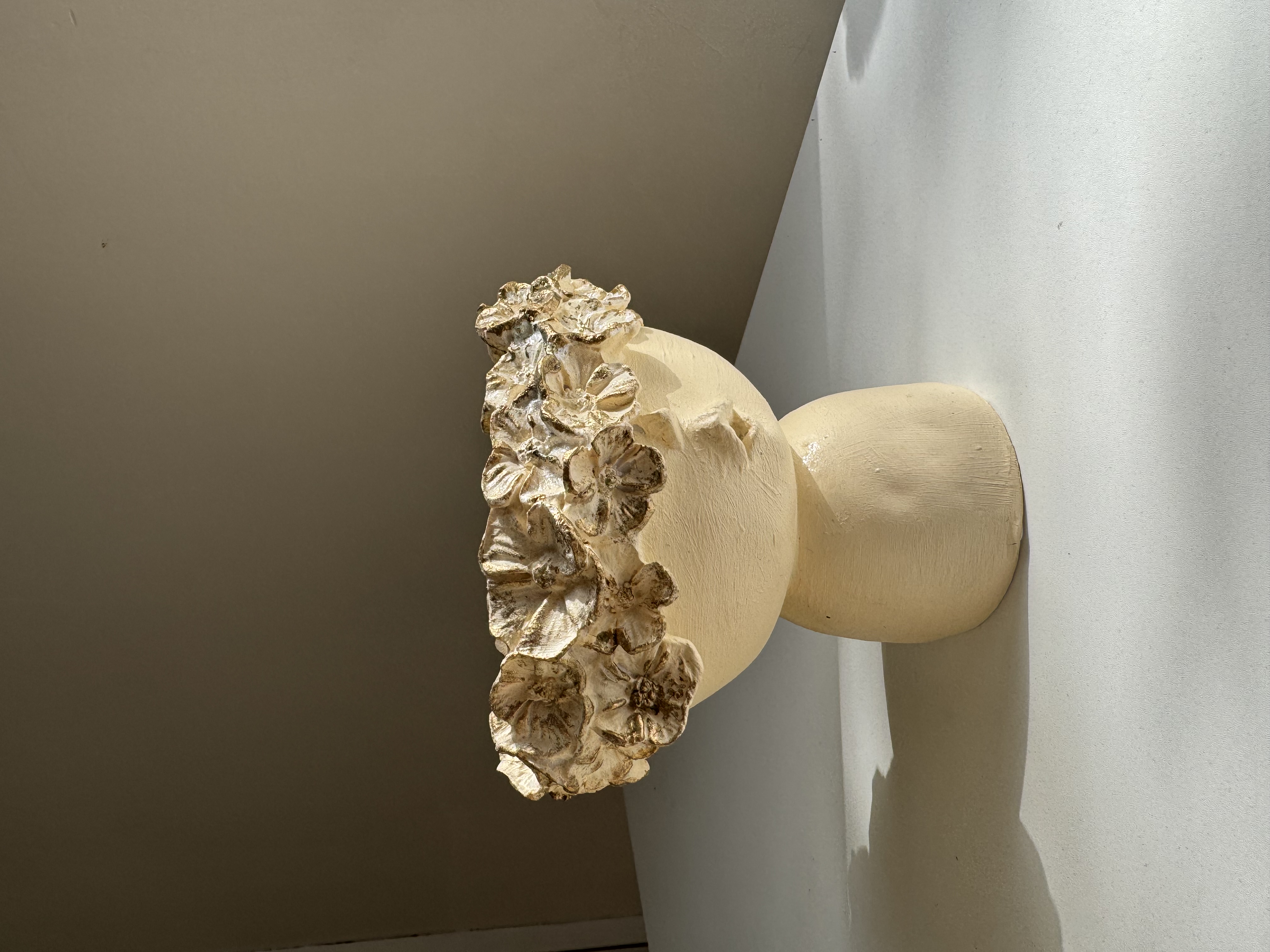 مجسمه سرگل